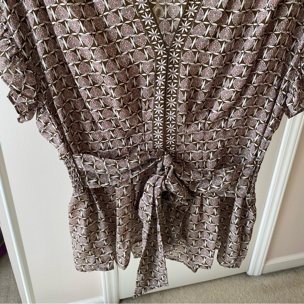 Max Studio Paisley Bow Wrap Front Blouse - Size XL - Picture 4 of 4